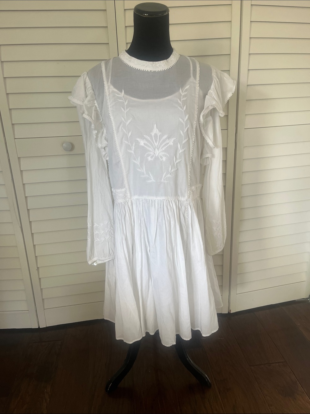 Banana Republic White Long Sleeve Embroidered Mini Dress